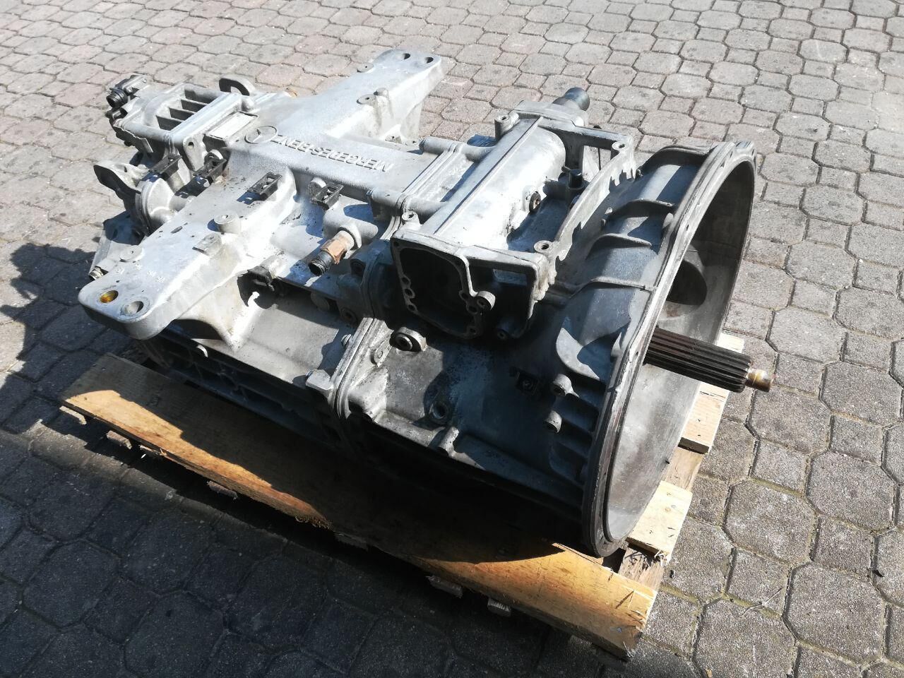 MERCEDES-BENZ G241-16 gearbox MERCEDES-BENZ ACTROS AXOR ANTOS AROCS truck tractor