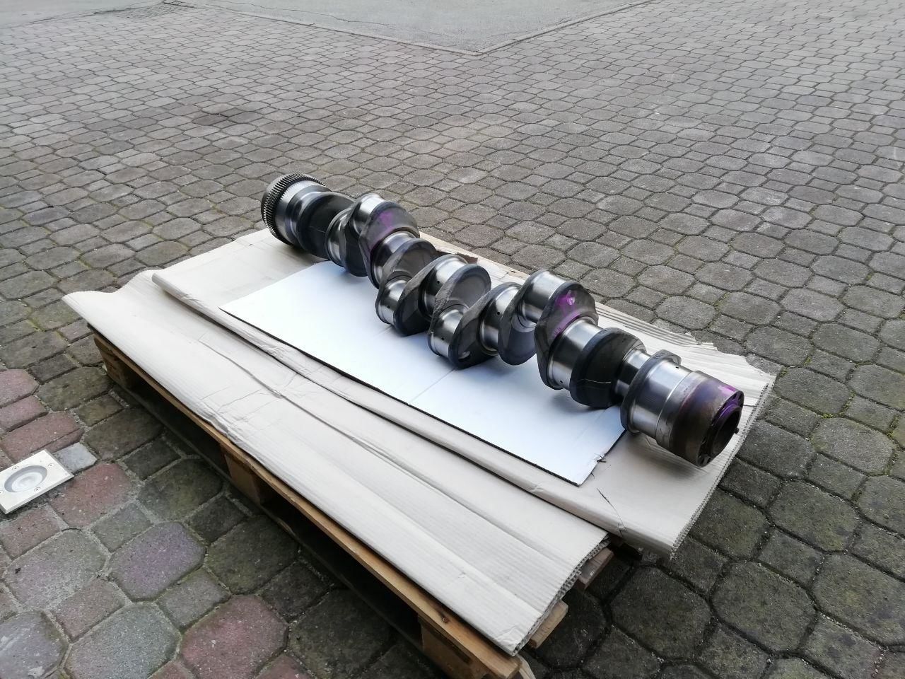 DAF OE 1684102 crankshaft DAF XF105 and CF85 truck