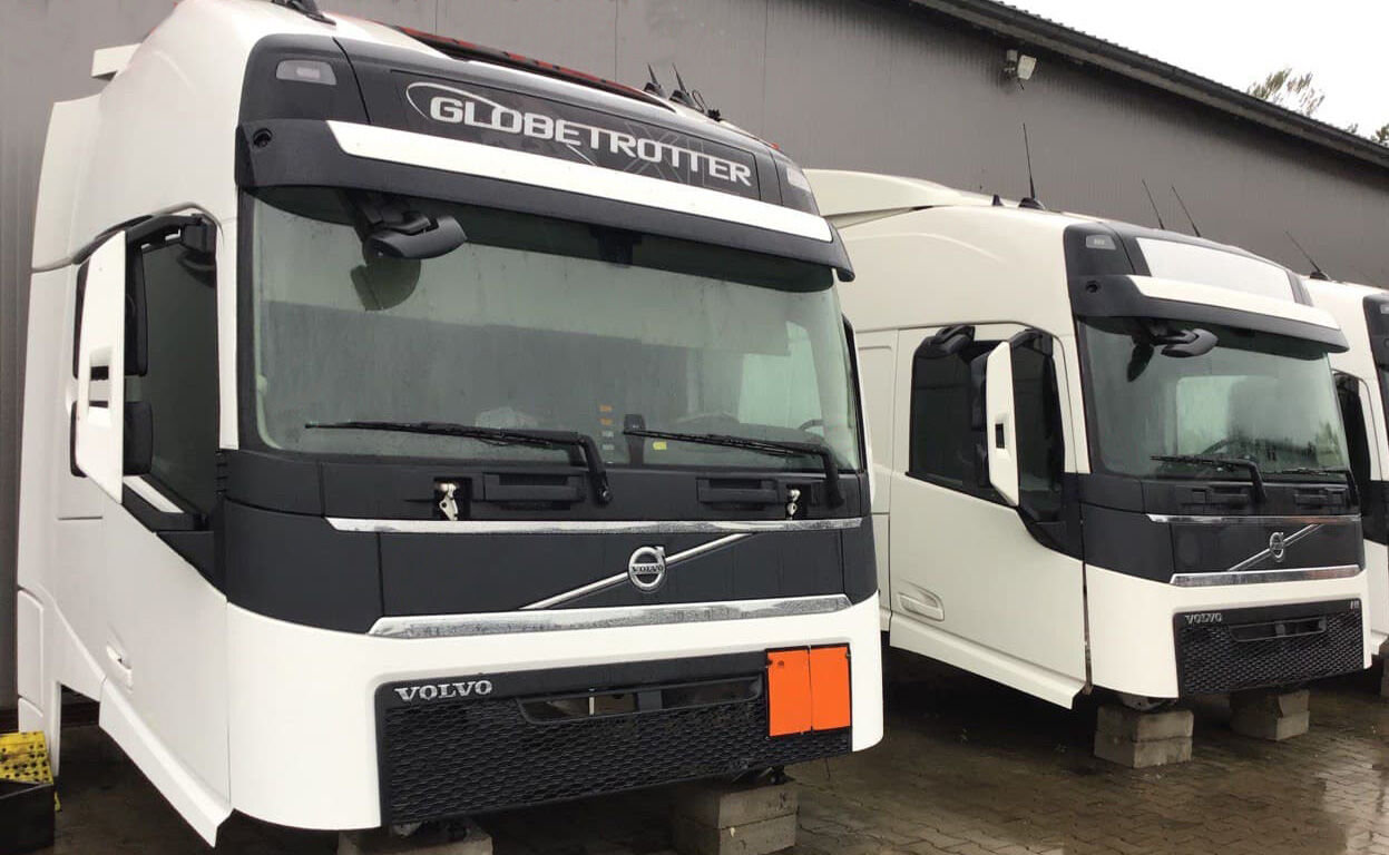 VOLVO FH 4 GLOBETROTTER XL EURO 6 cabin VOLVO CABIN L2 H3 truck tractor