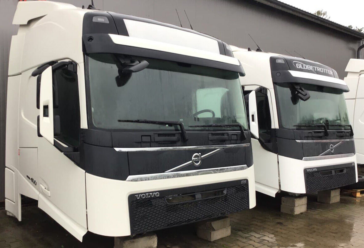 VOLVO FH 4 GLOBETROTTER XL EURO 6 cabin VOLVO CABIN L2 H3 truck tractor