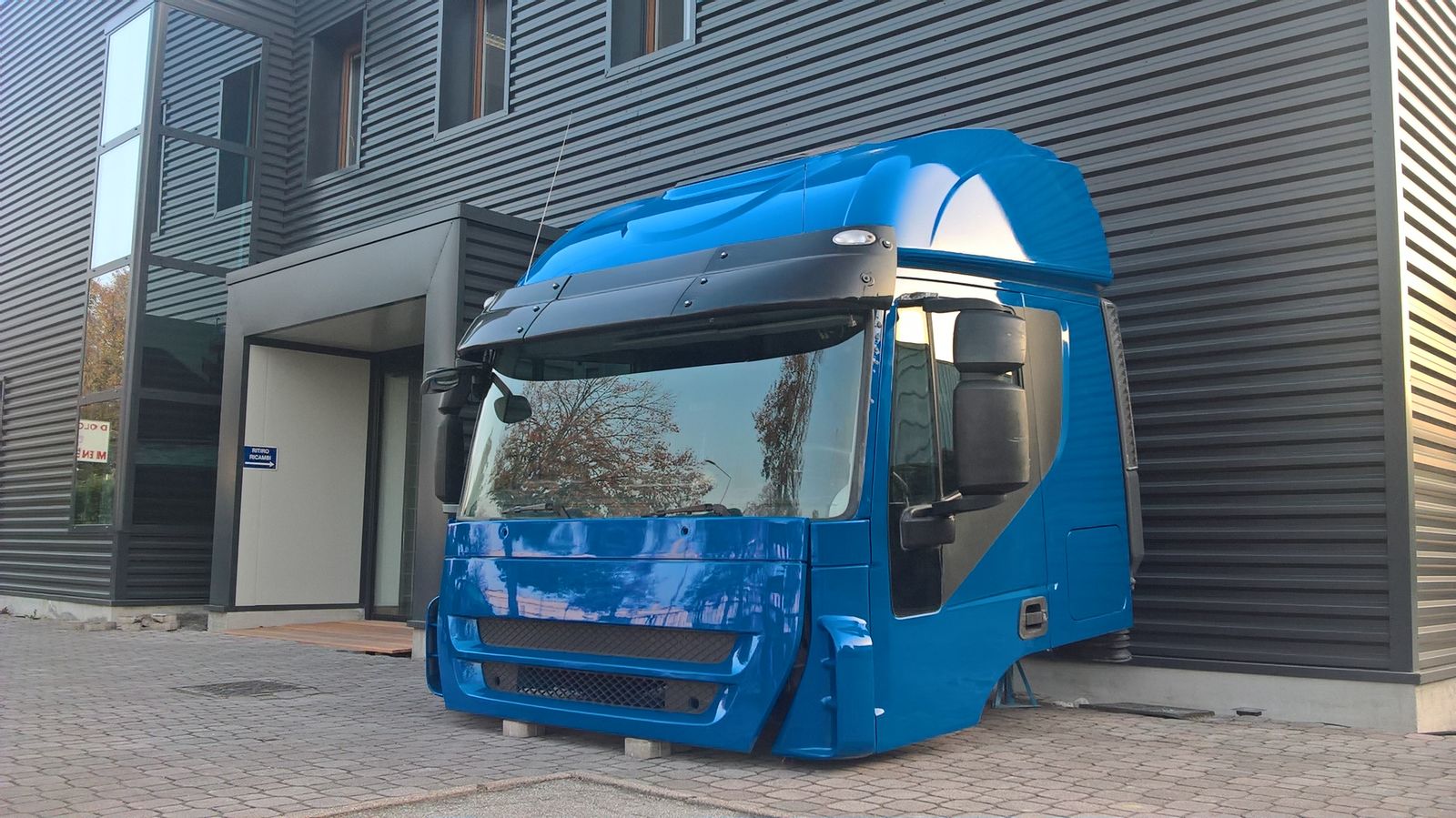 IVECO STRALIS AT, AD E5 FAHRERHAUS cabin IVECO Euro 5 KABINE, SLEEPER, HIGH ROOF truck