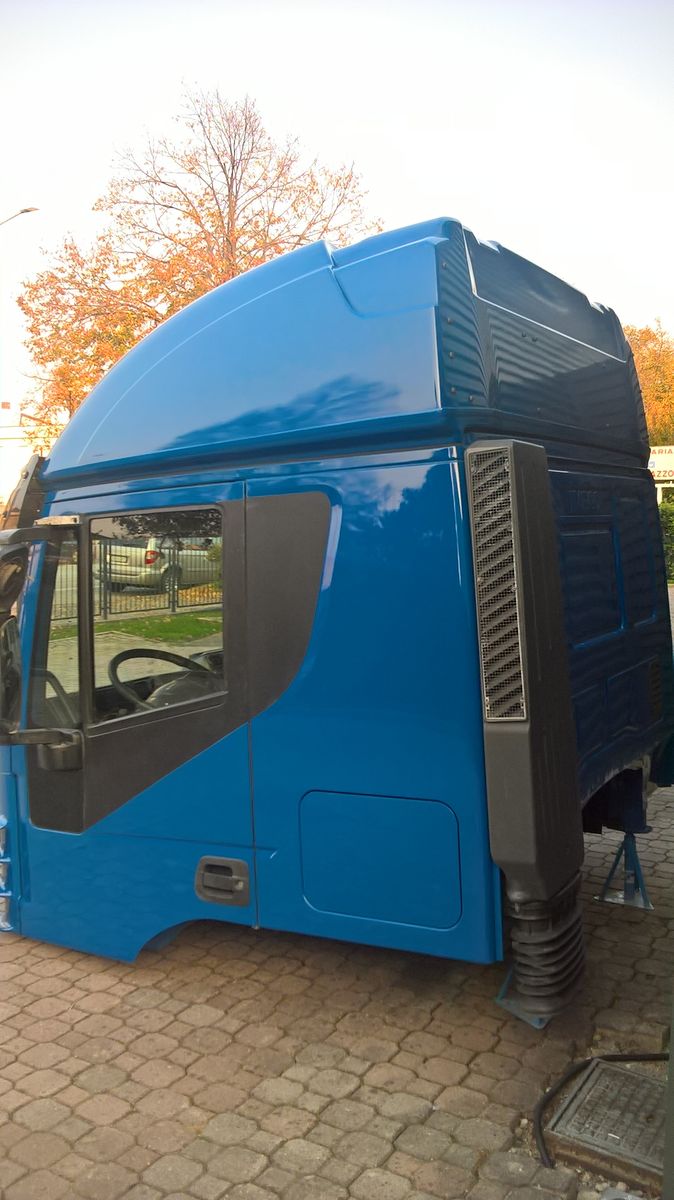 IVECO STRALIS AT, AD E5 FAHRERHAUS cabin IVECO Euro 5 KABINE, SLEEPER, HIGH ROOF truck