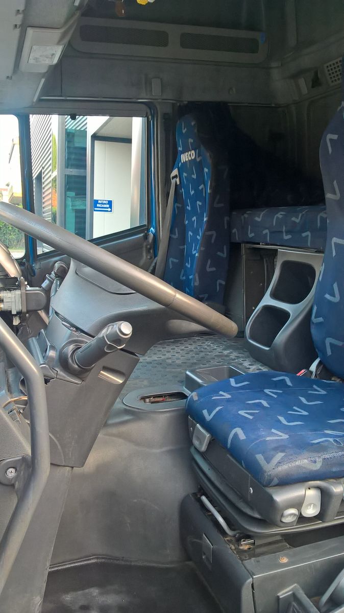 IVECO STRALIS AT, AD E5 FAHRERHAUS cabin IVECO Euro 5 KABINE, SLEEPER, HIGH ROOF truck