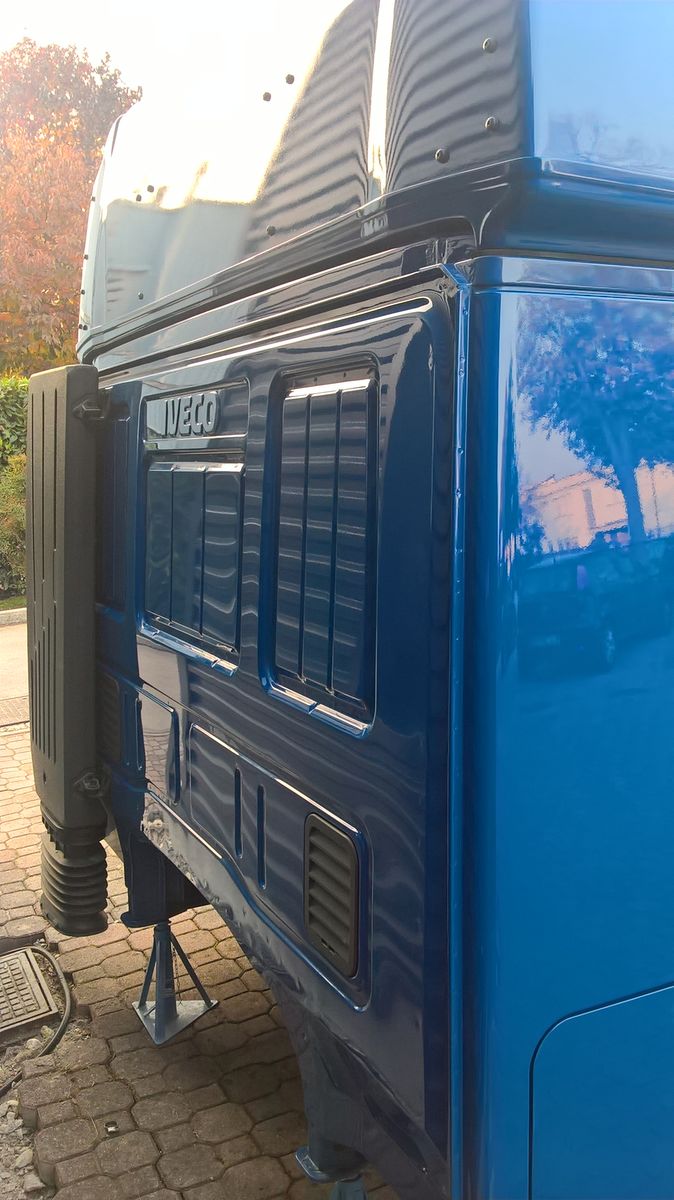 IVECO STRALIS AT, AD E5 FAHRERHAUS cabin IVECO Euro 5 KABINE, SLEEPER, HIGH ROOF truck