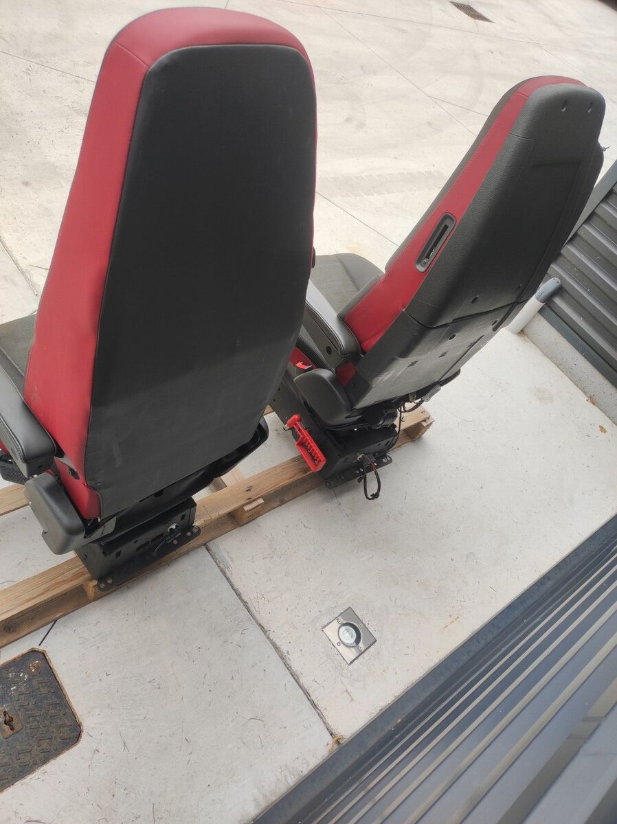 VOLVO driver + passenger seat VOLVO FH4 - FH13 FH16 E6 truck