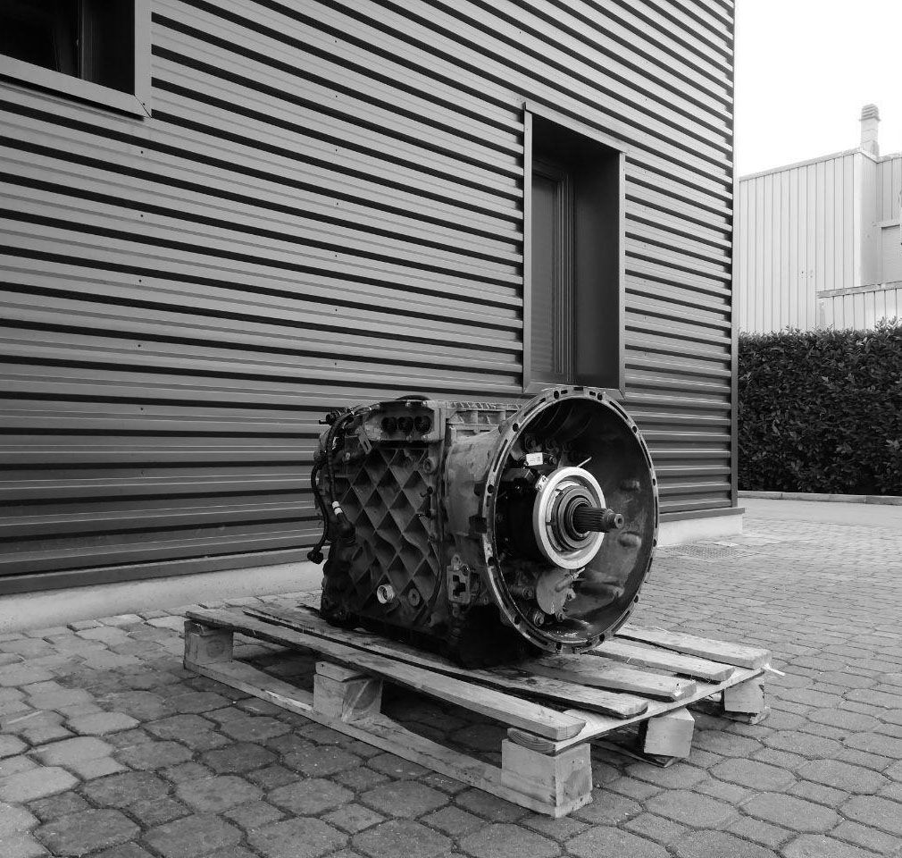 RENAULT Getriebe AT2412C gearbox RENAULT Getriebe MAGNUM, PREMIUM, KERAX truck