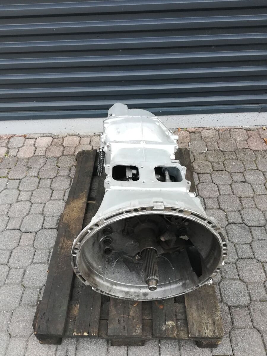 VOLVO VT2514B gearbox VOLVO FH FM truck tractor