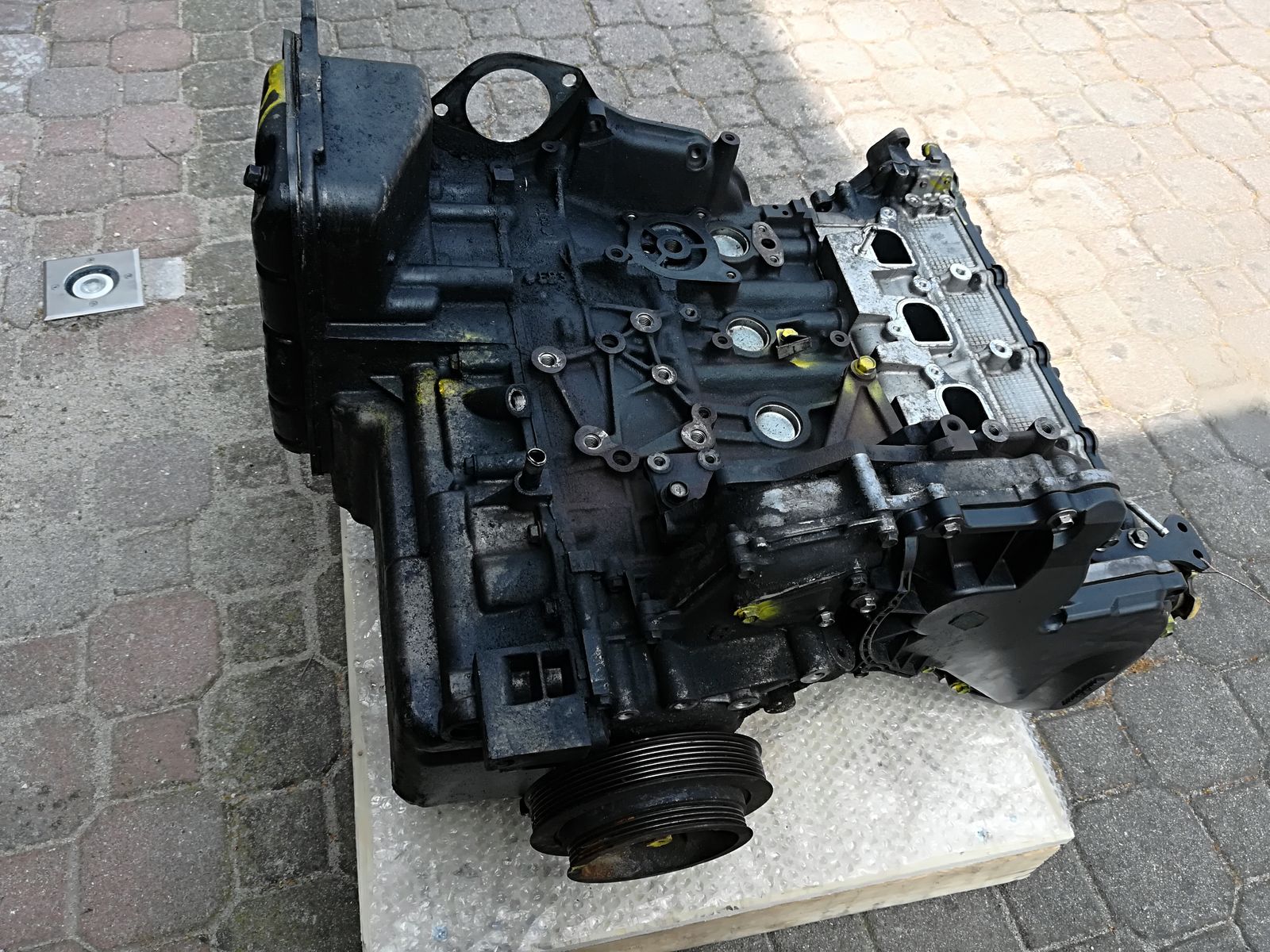 NISSAN YD25 engine NISSAN CABSTAR truck