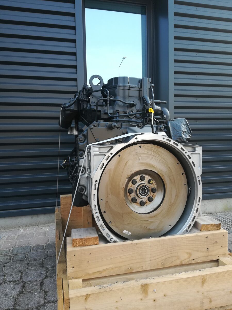 IVECO CURSOR 9 F2CFE611 F2CFE601 engine IVECO STRALIS TRAKKER EURO 6 E6 truck