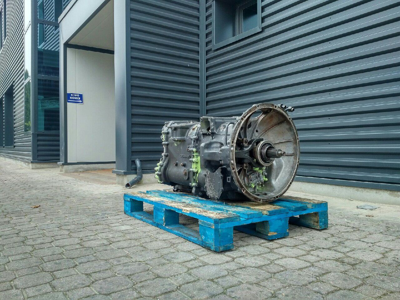 SCANIA GRS905R gearbox SCANIA gearbox GRS905R truck