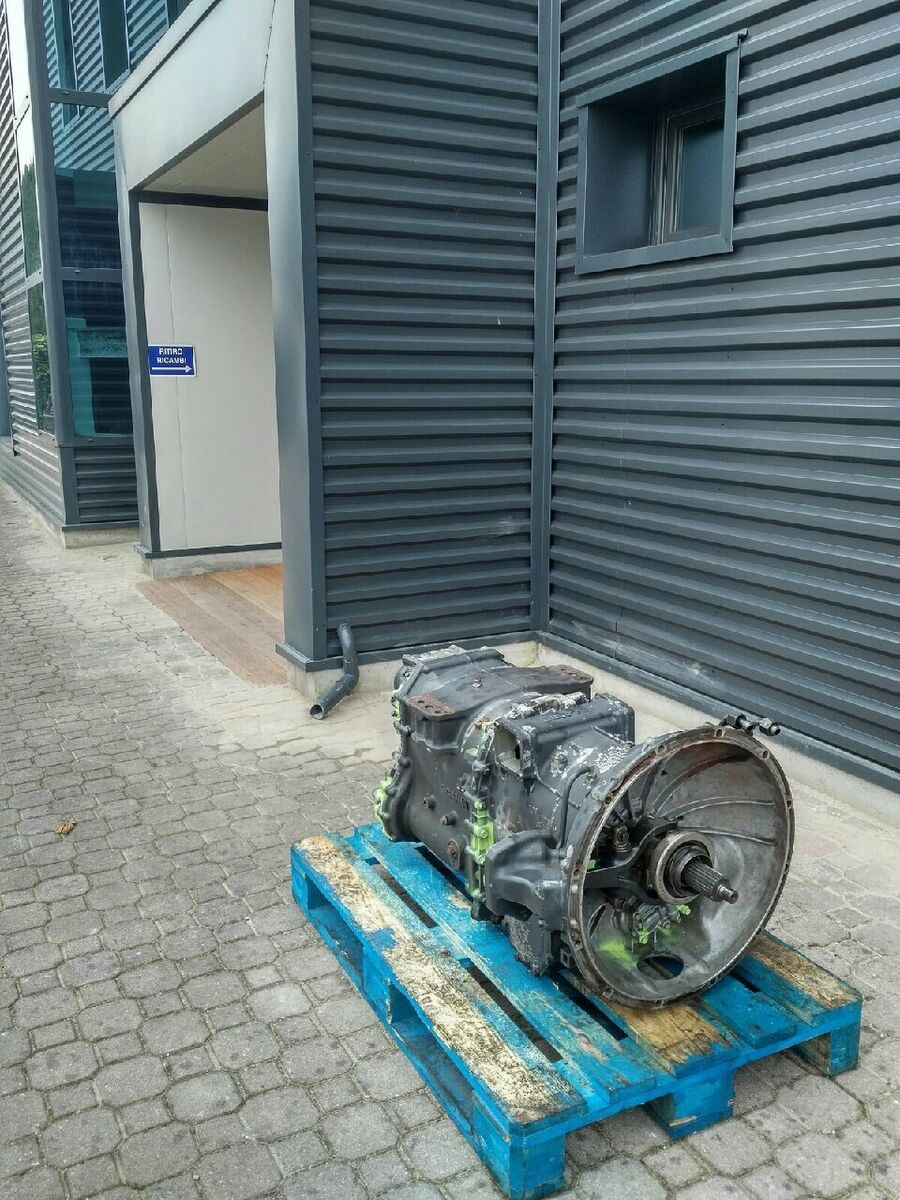 SCANIA GRS905R gearbox SCANIA gearbox GRS905R truck