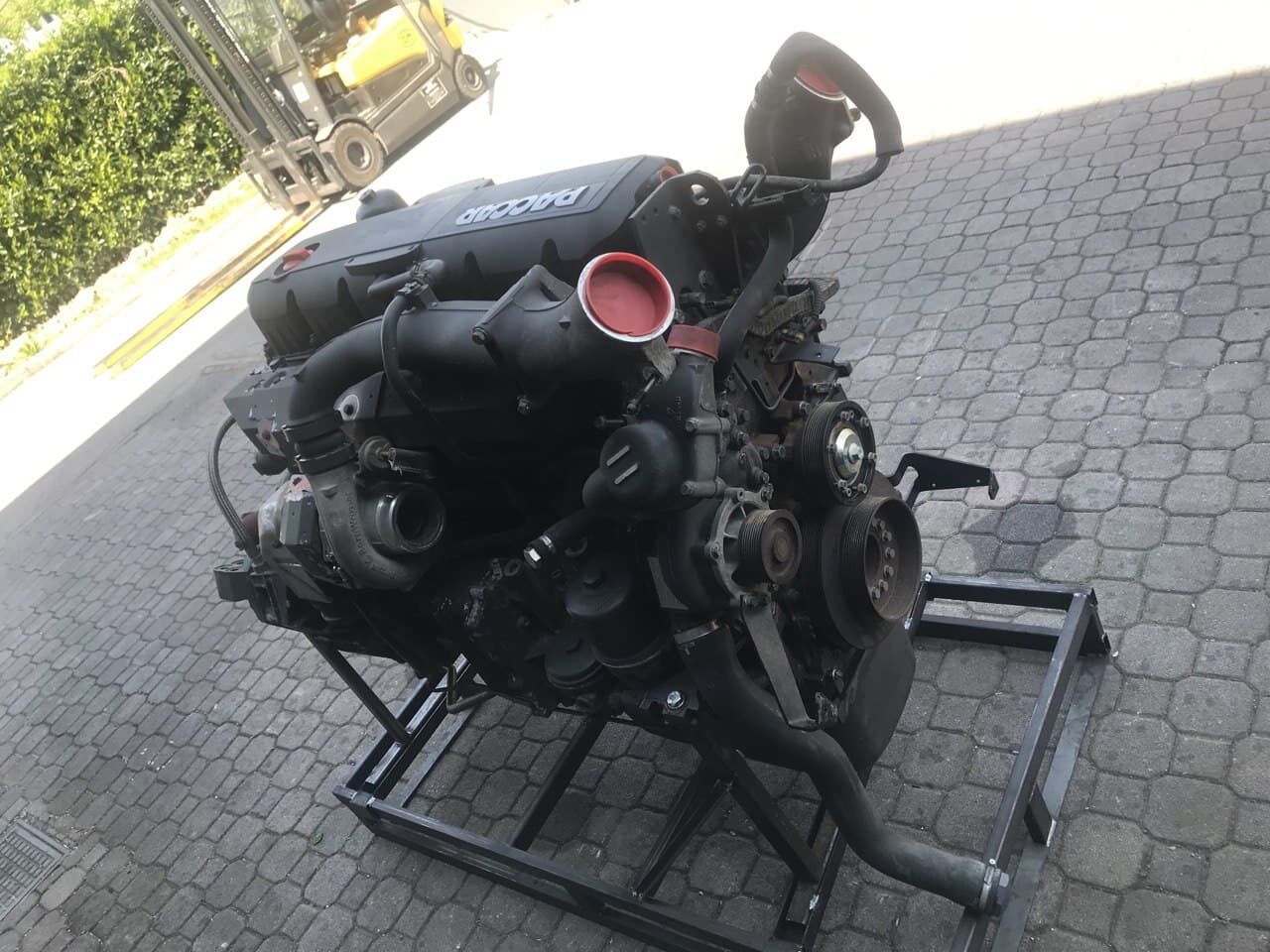 DAF MX11-290 400 hp engine DAF CF CF86 EURO 6 - E6 truck
