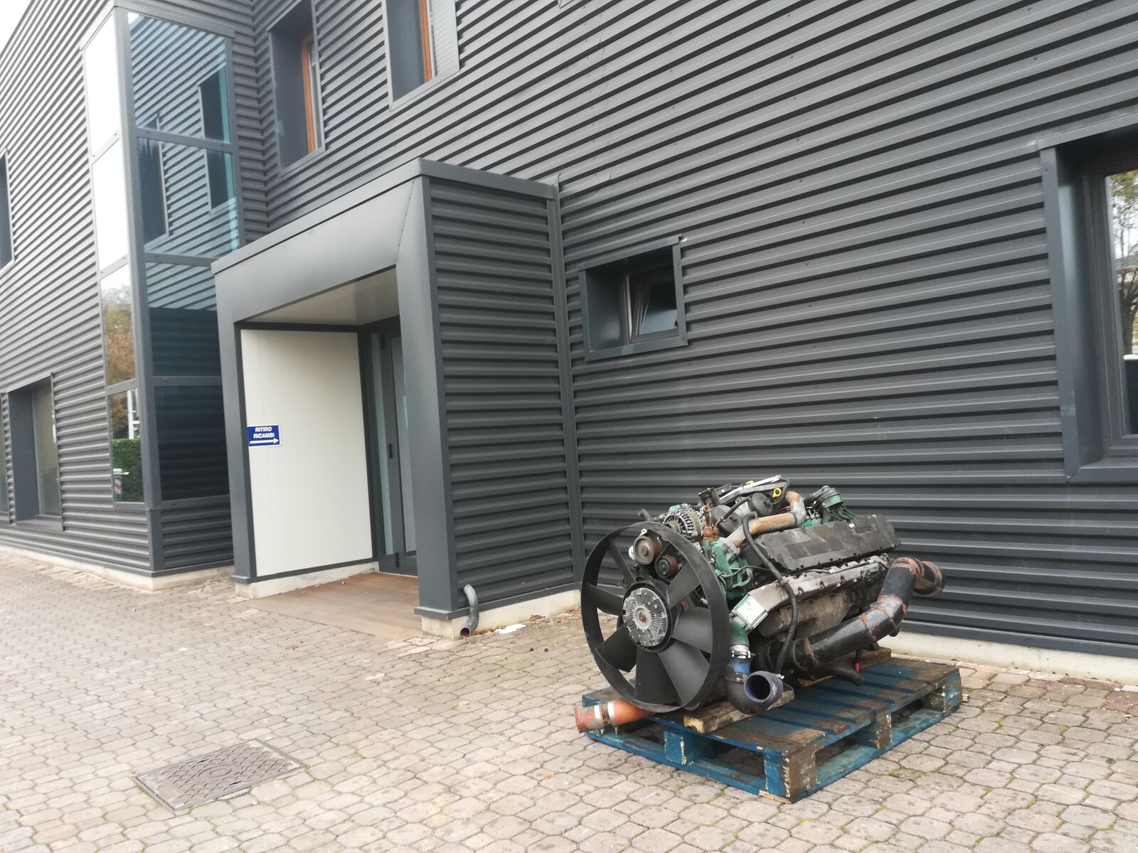 VOLVO D7E 240 260 280 290 310 320 340 hp engine VOLVO FE FL EURO 5 E5 truck