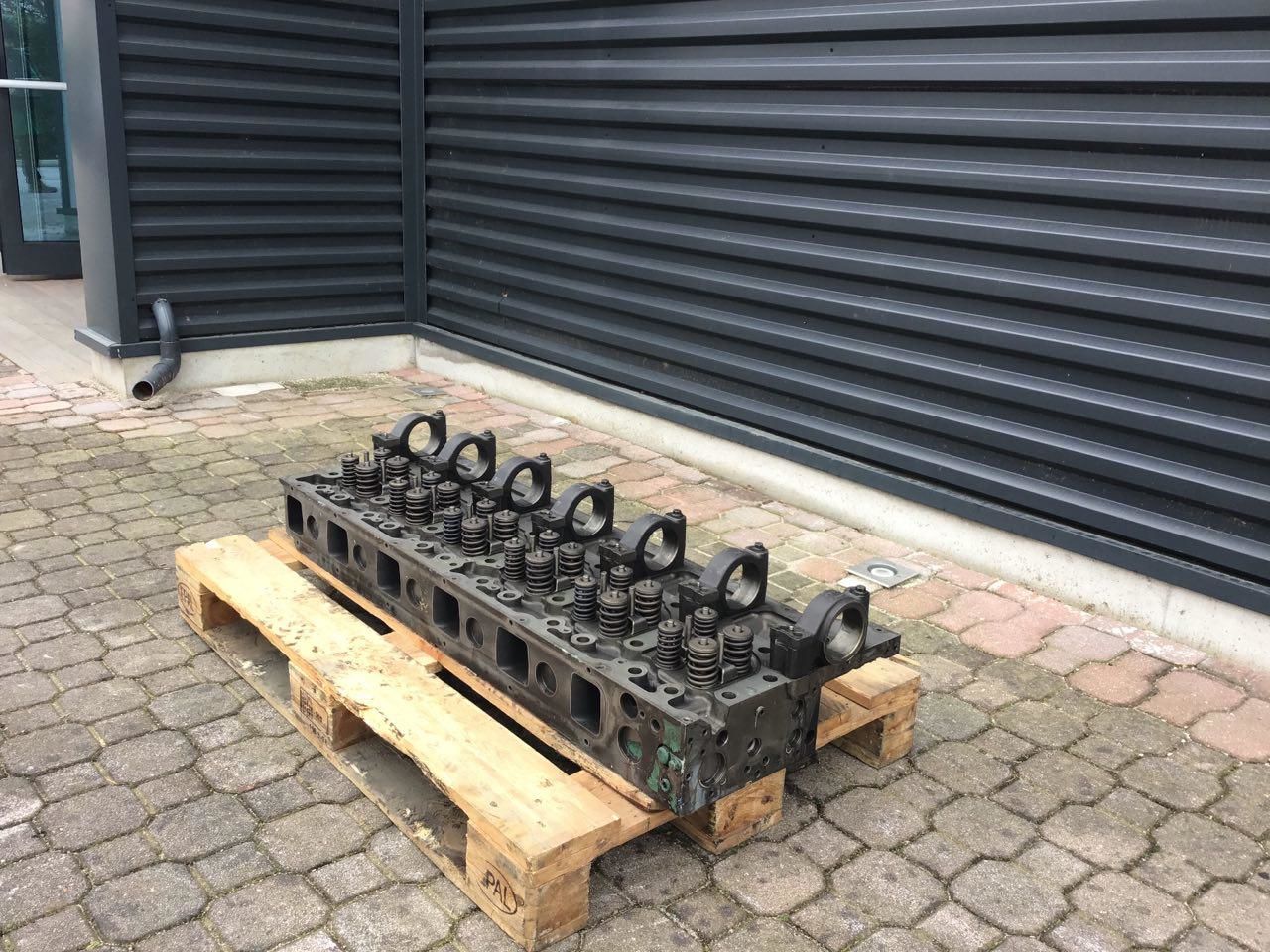 VOLVO D16C FH / FH16 cylinder head VOLVO 550 610 hp truck