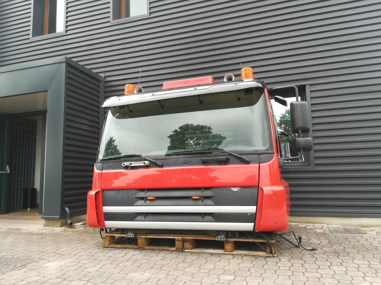 DAF CF85 CF75 CF65 Kabine Fahrerhaus cabin DAF DAY CAB, LOW ROOF, SHORT CAB truck tractor