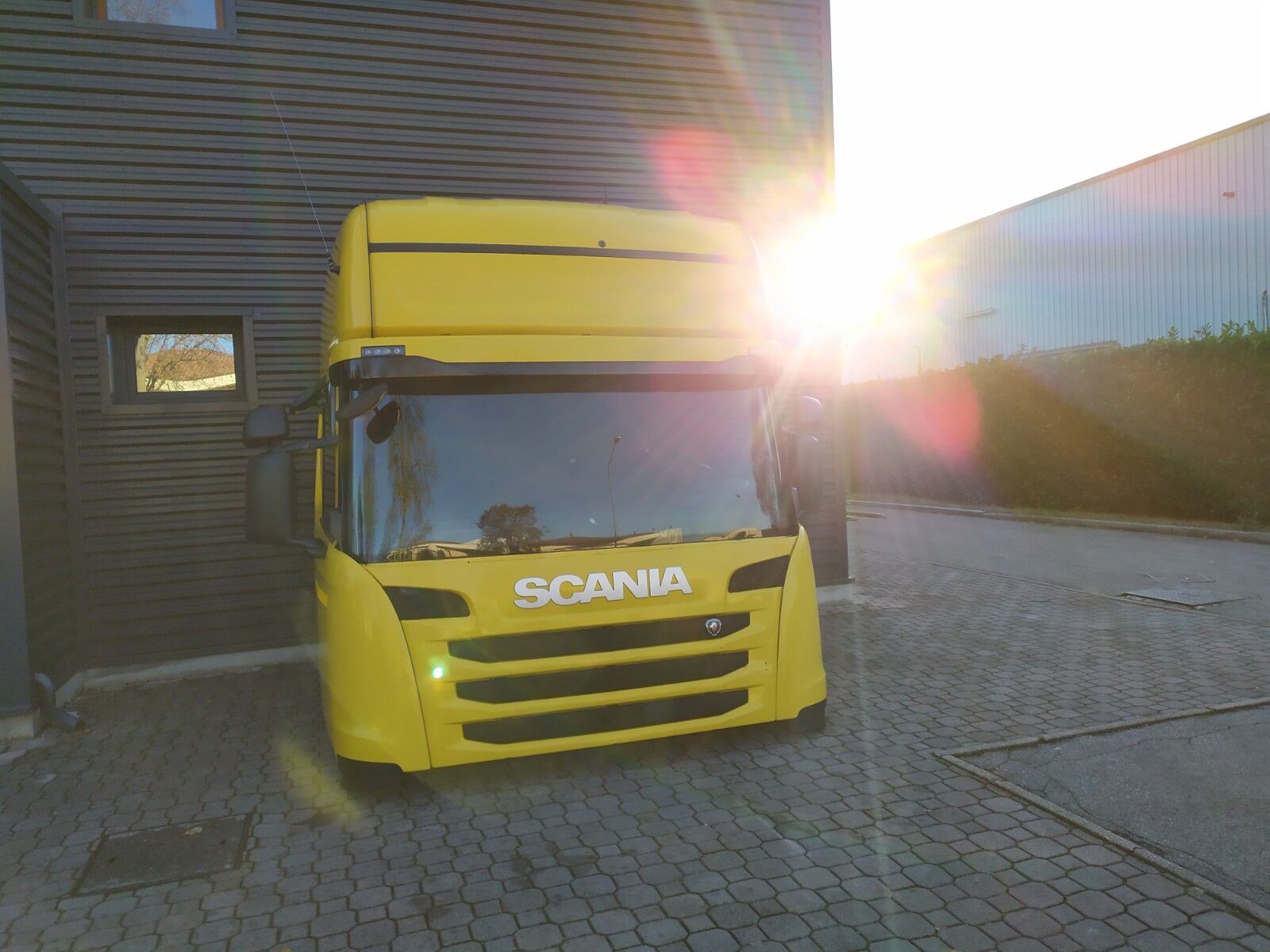 SCANIA TOPLINE version STREAMLINE E6 cabin SCANIA R SERIES - HIGH ROOF truck