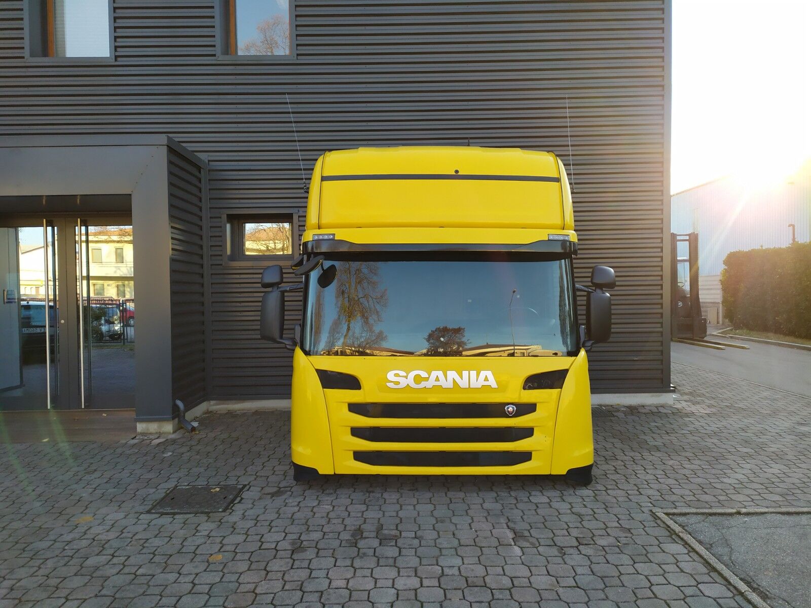 SCANIA TOPLINE version STREAMLINE E6 cabin SCANIA R SERIES - HIGH ROOF truck