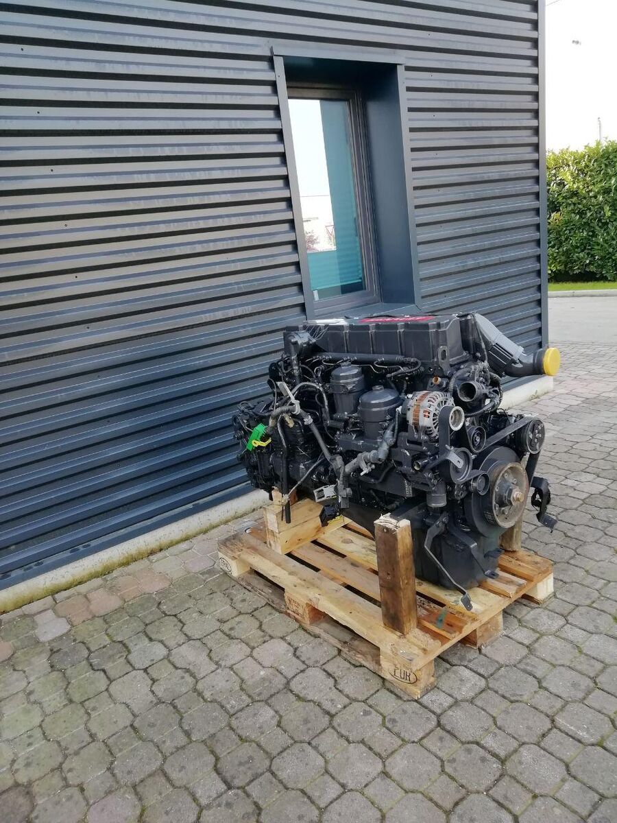 RENAULT DXI 7 240 280 300 320 hp engine RENAULT PREMIUM MIDLUM EURO 5 E5