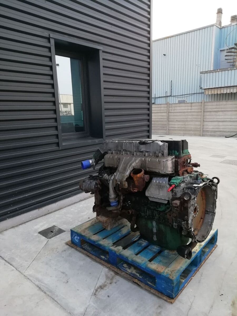 VOLVO D7F - 240 260 280 300 320 340 hp engine VOLVO FE FL EURO 5 E5 truck