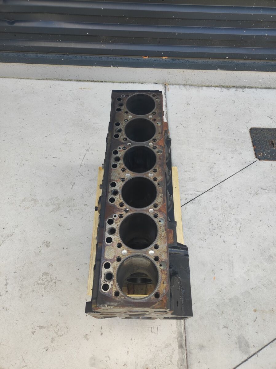 MAN D0836 crankcase MAN TGM TGL truck