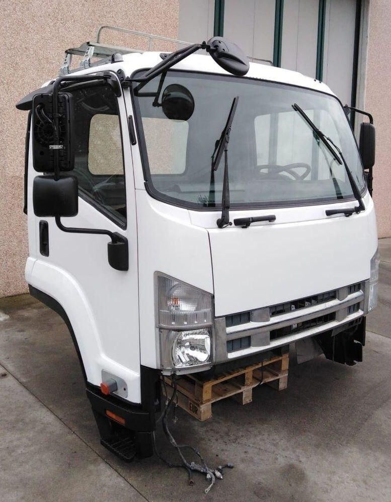 ISUZU FRR Fahrerhaus KABINE cabin ISUZU truck