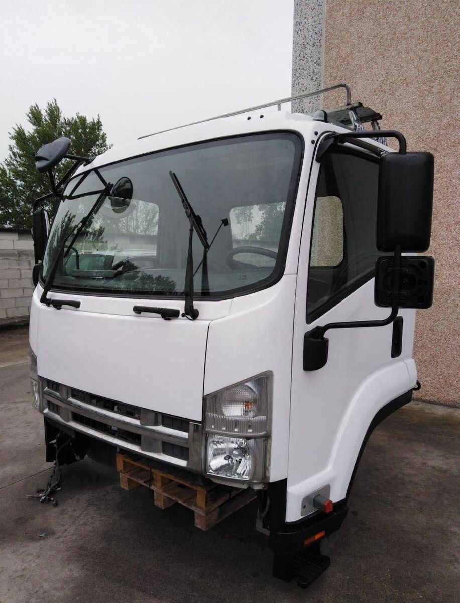 ISUZU FRR Fahrerhaus KABINE cabin ISUZU truck