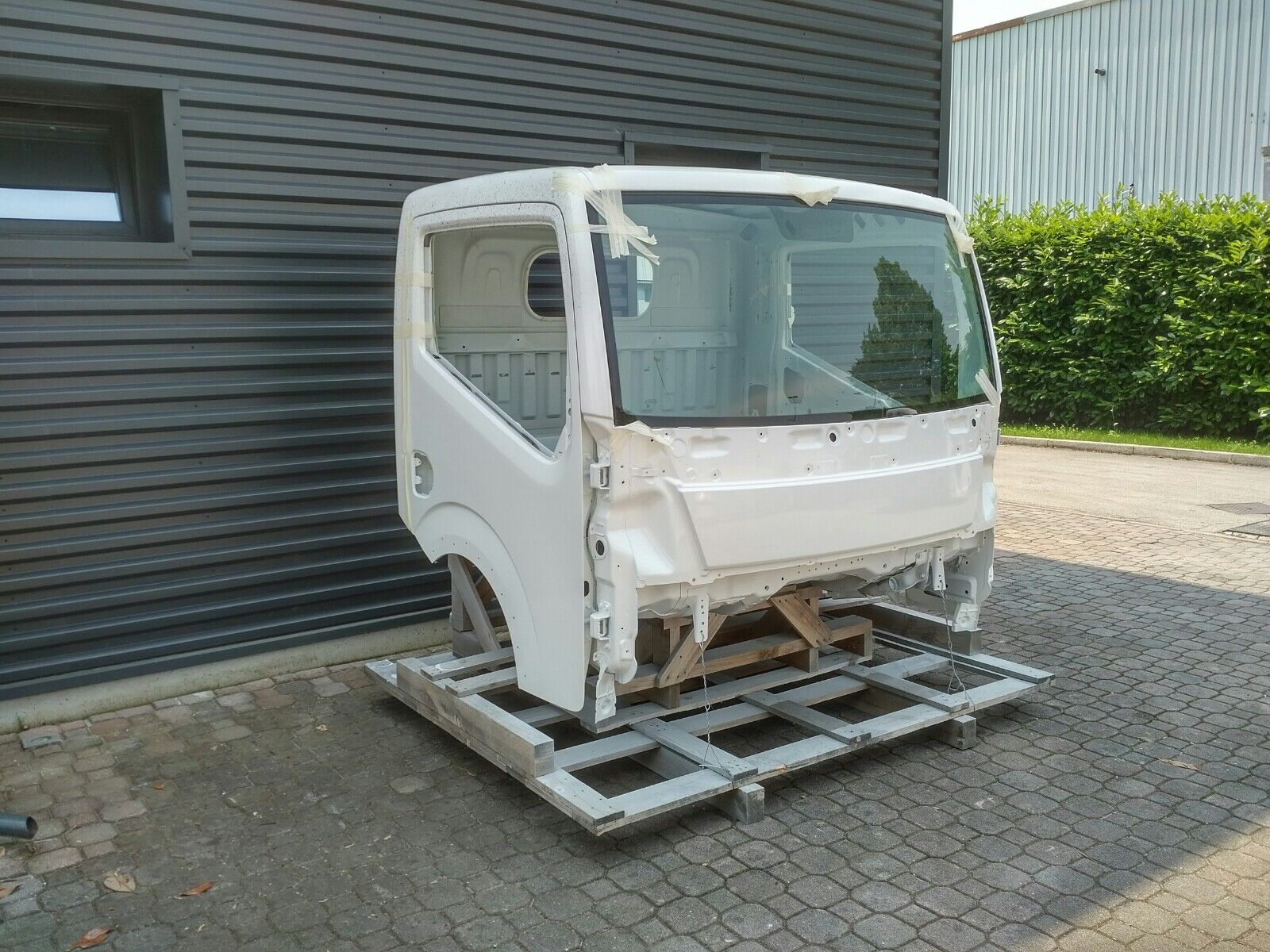 RENAULT Maxity Fahrerhaus Kabine cabin RENAULT NISSAN Cabstar and RENAULT Maxity truck tractor