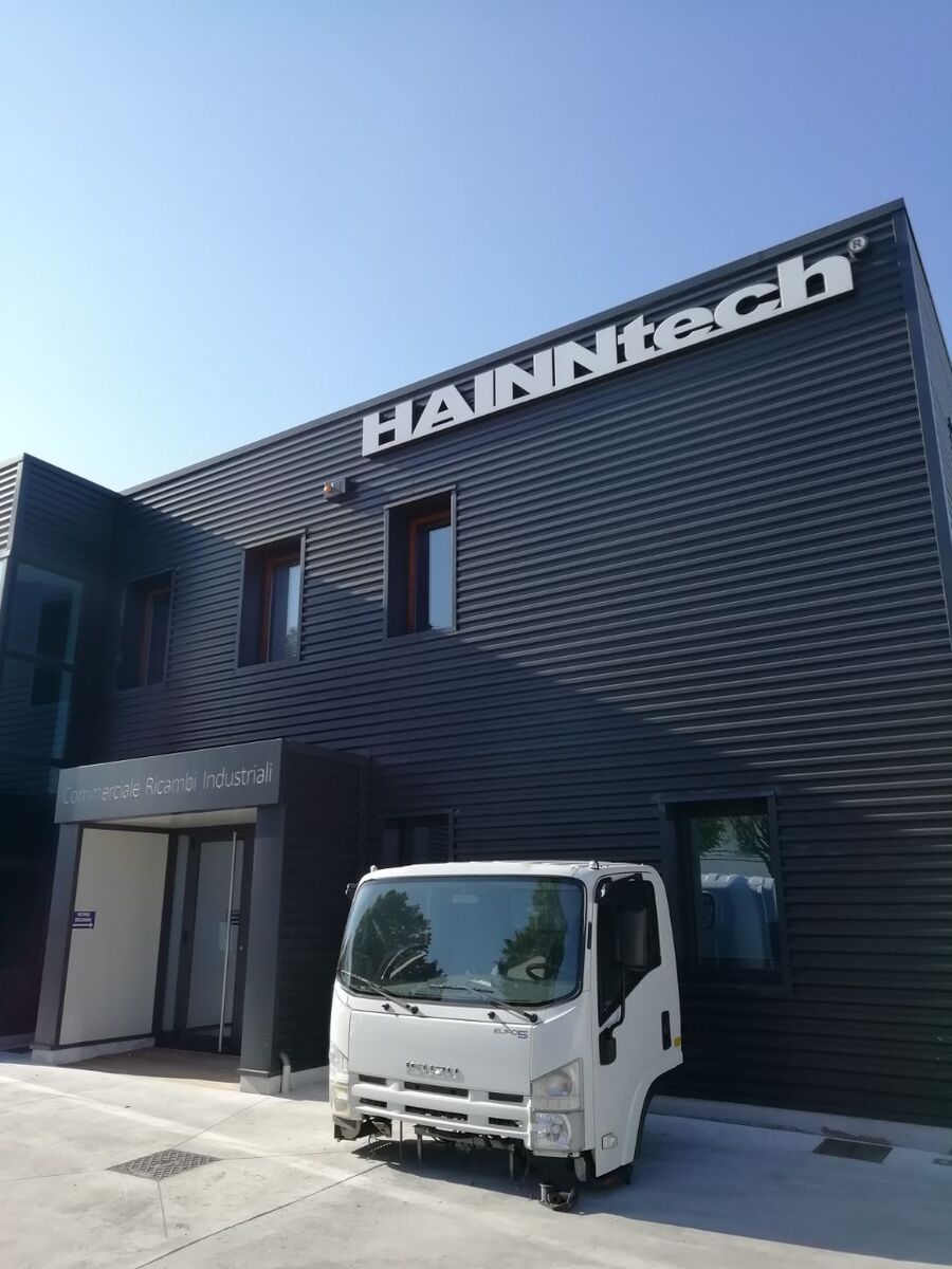 ISUZU M - P - Q 2040mm NPR 85 cabin ISUZU NPR 75 85 M21 P75 P65 Q95 truck