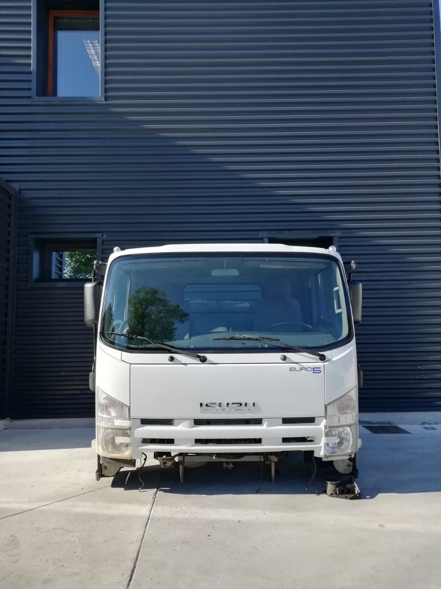 ISUZU M - P - Q 2040mm NPR 85 cabin ISUZU NPR 75 85 M21 P75 P65 Q95 truck
