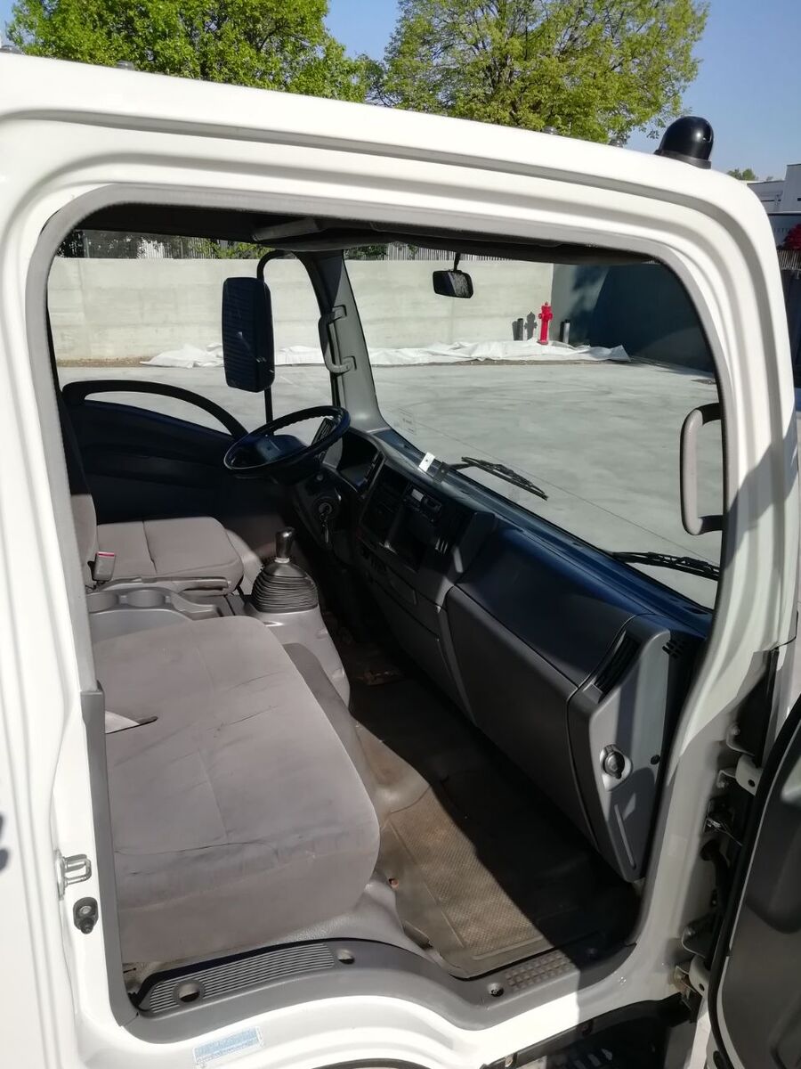 ISUZU M - P - Q 2040mm NPR 85 cabin ISUZU NPR 75 85 M21 P75 P65 Q95 truck