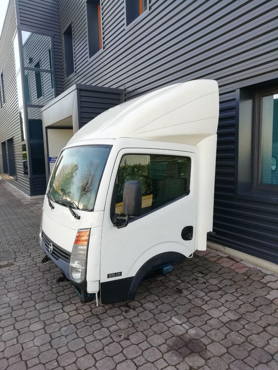 NISSAN NT400 CABSTAR FAHRERHAUS cabin NISSAN Kabine truck