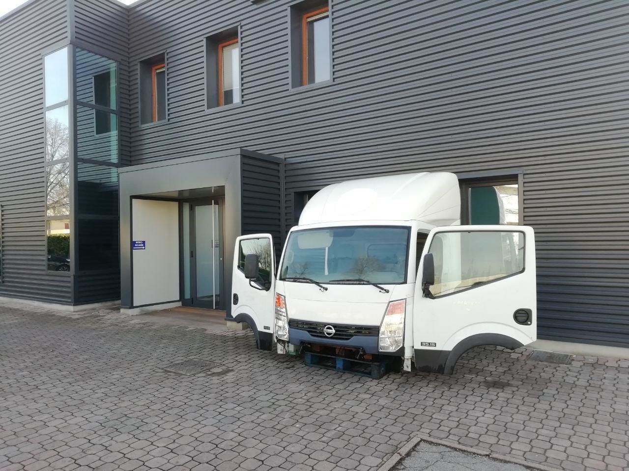 NISSAN NT400 CABSTAR FAHRERHAUS cabin NISSAN Kabine truck
