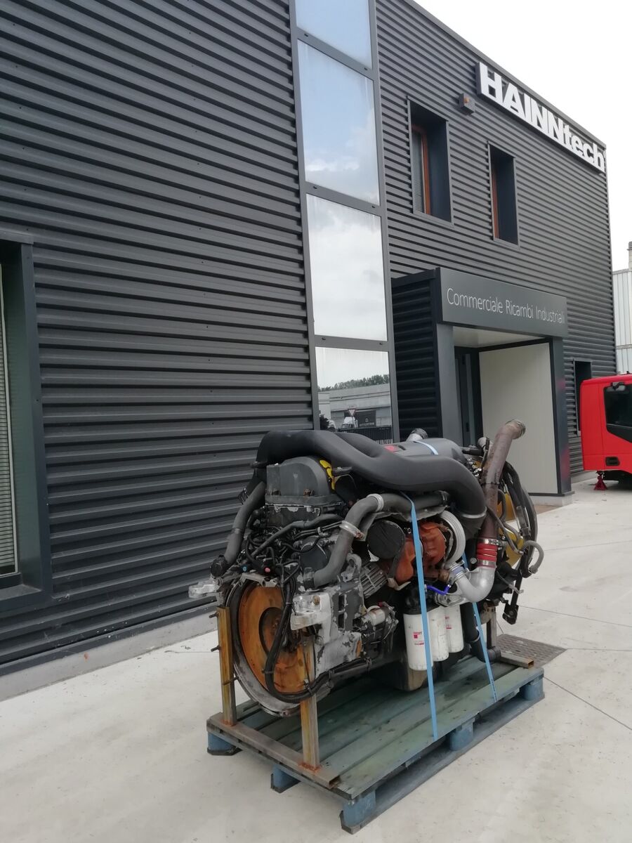 RENAULT DXI11 - DXI 11 410 hp engine RENAULT PREMIUM - MIDLUM EURO 5 truck