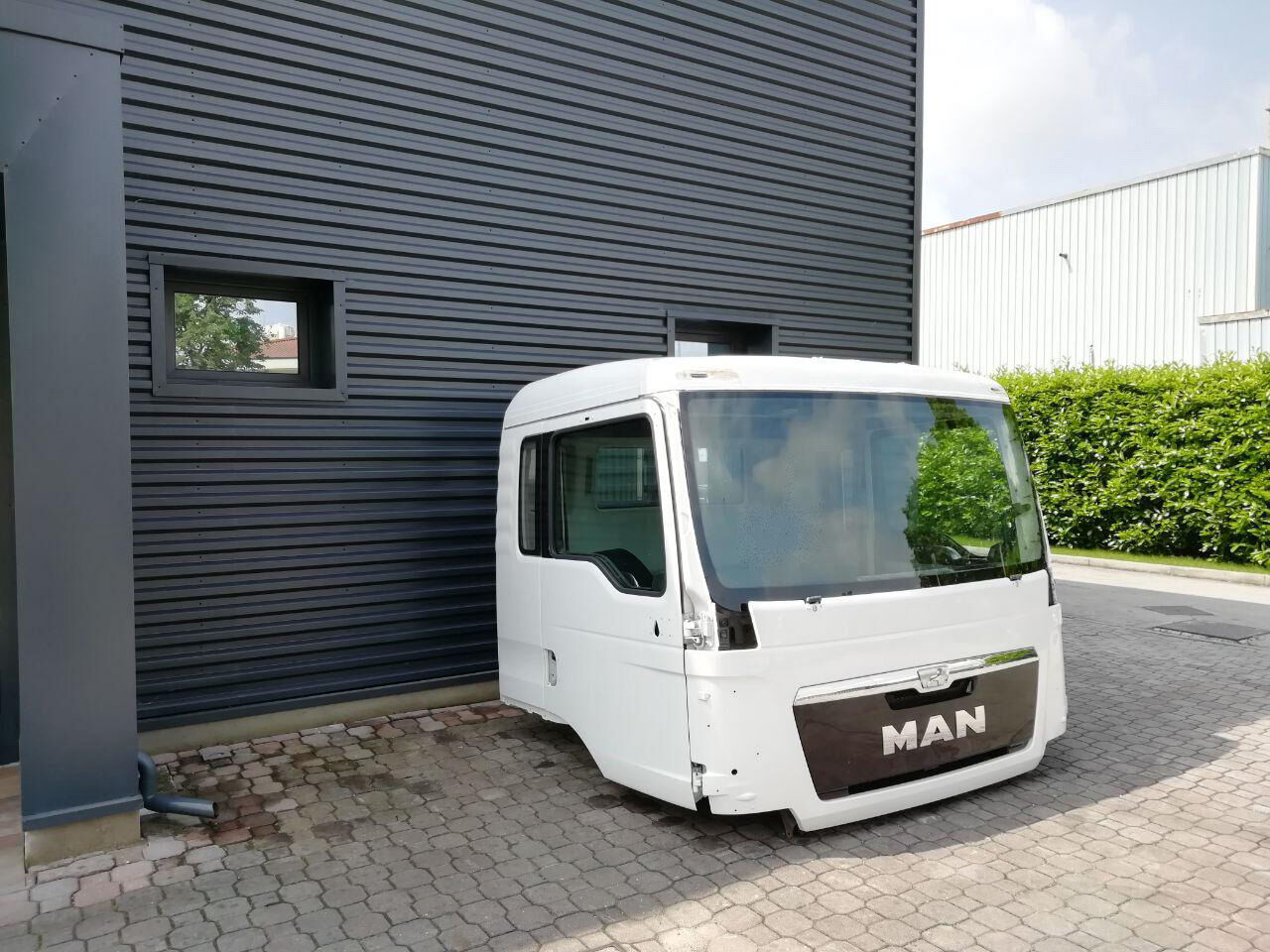 MAN TGS E5 FAHRERHAUS MITTELANGEN cabin MAN Euro 5  MEDIUM truck tractor
