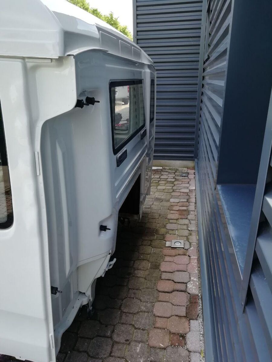MAN TGS E5 FAHRERHAUS MITTELANGEN cabin MAN Euro 5  MEDIUM truck tractor