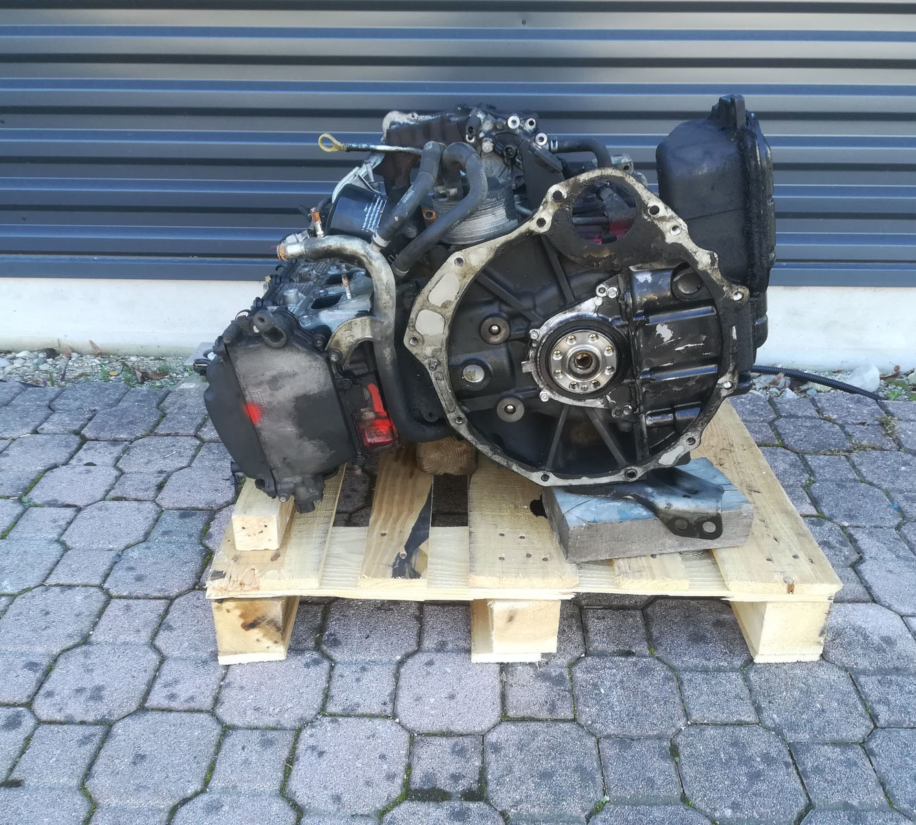NISSAN YD25 engine NISSAN CABSTAR EURO 5 truck