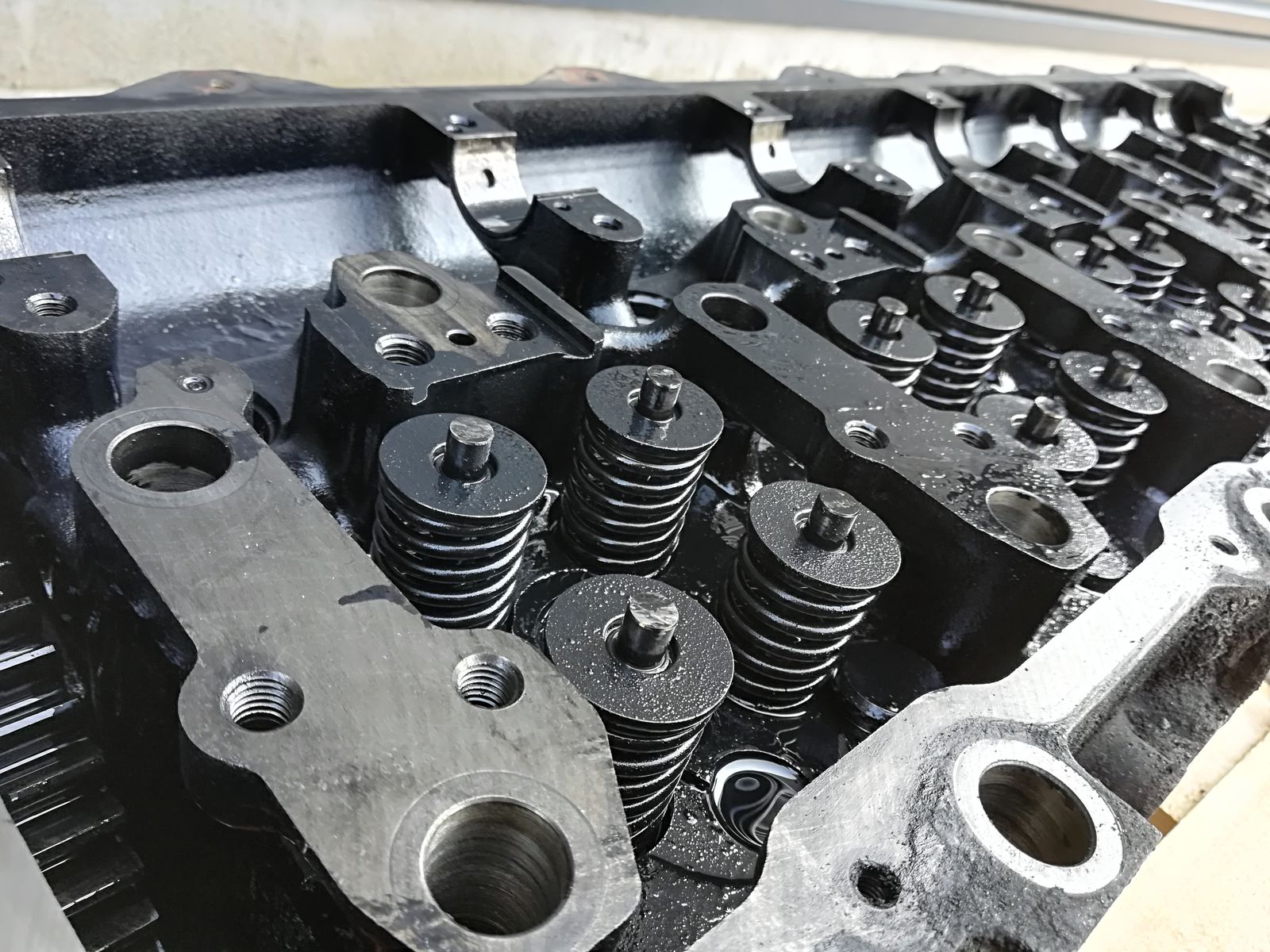 MAN D2066 HEAD CYLINDER ZYLINDERKOPF TGA TGS TGX cylinder head MAN TGA TGS TGX D2066 HEAD CYLINDER truck