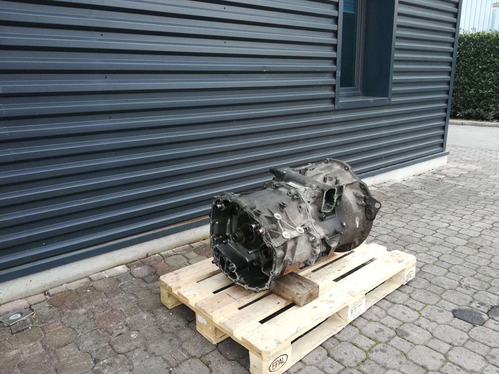 MERCEDES-BENZ G211-12 gearbox MERCEDES-BENZ ACTROS AXOR ATEGO truck tractor