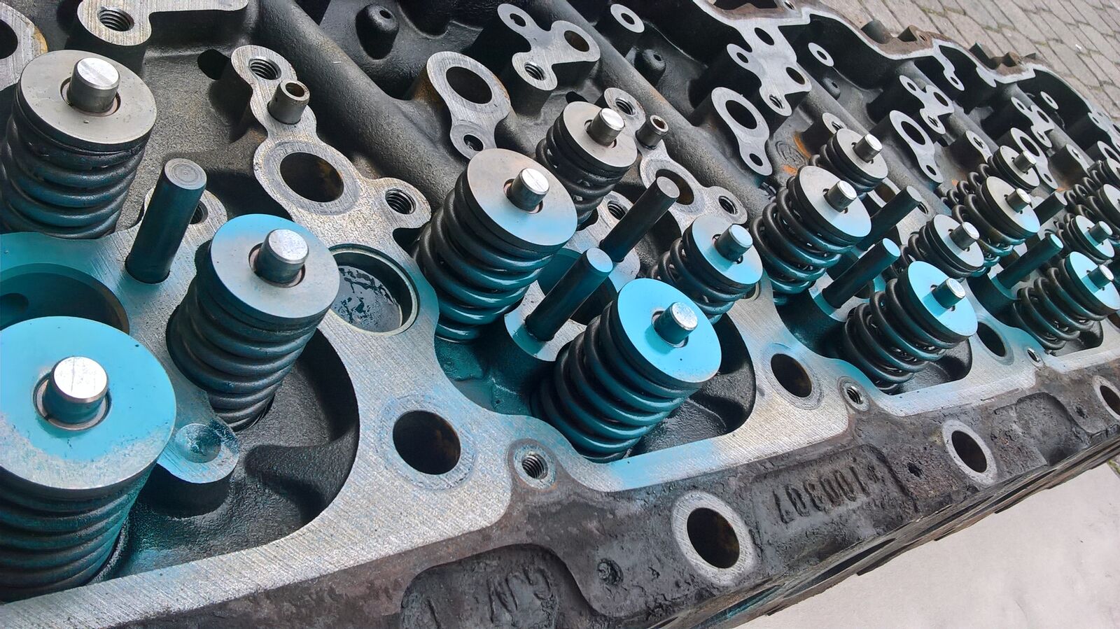 DAF 1 sensor cylinder head DAF XF105 CF85 E5 truck tractor