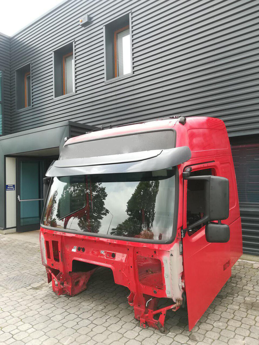 VOLVO VOLVO FH13 V3 truck tractor