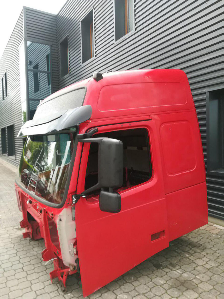 VOLVO VOLVO FH13 V3 truck tractor