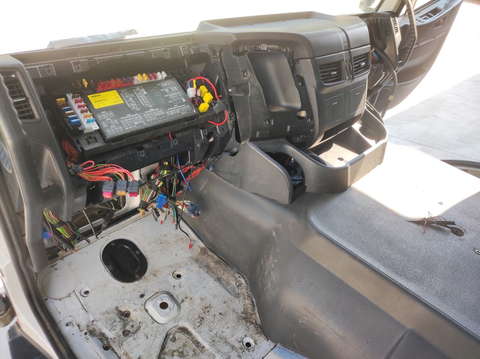 IVECO Trakker - Hi-Road cabin IVECO E6 truck