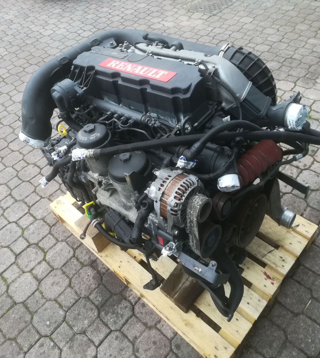 RENAULT DXI5 - DXI 5 Euro 5 engine RENAULT MIDLUM PREMIUM Euro5 E5 truck