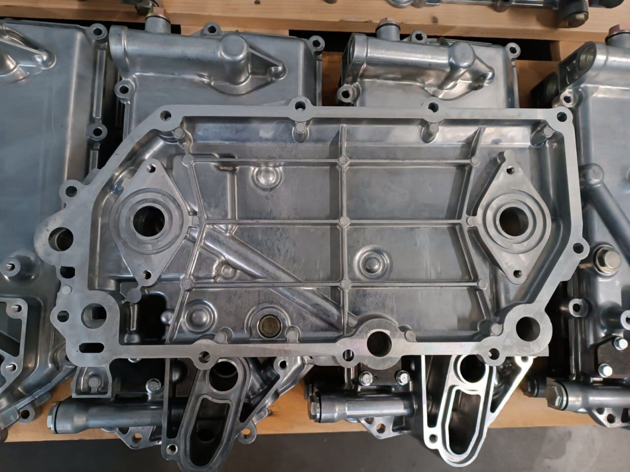 SCANIA HOUSING transmission oil cooler SCANIA truck