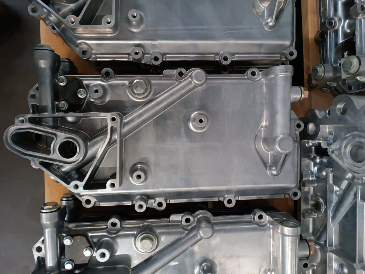 SCANIA HOUSING transmission oil cooler SCANIA truck