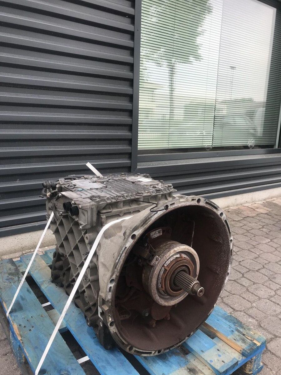 VOLVO AT2412C gearbox VOLVO FH FM truck tractor