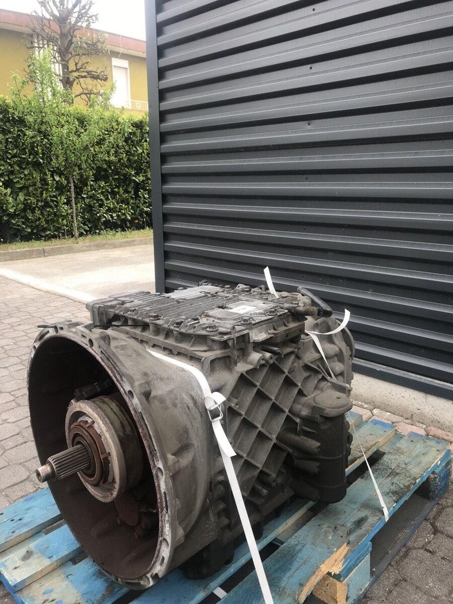 VOLVO AT2412C gearbox VOLVO FH FM truck tractor
