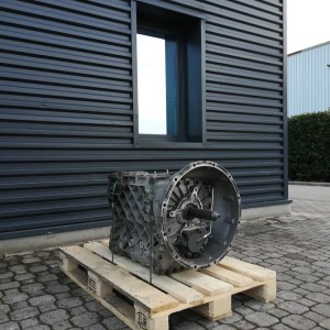 VOLVO AT2812C GETRIEBE gearbox VOLVO truck tractor