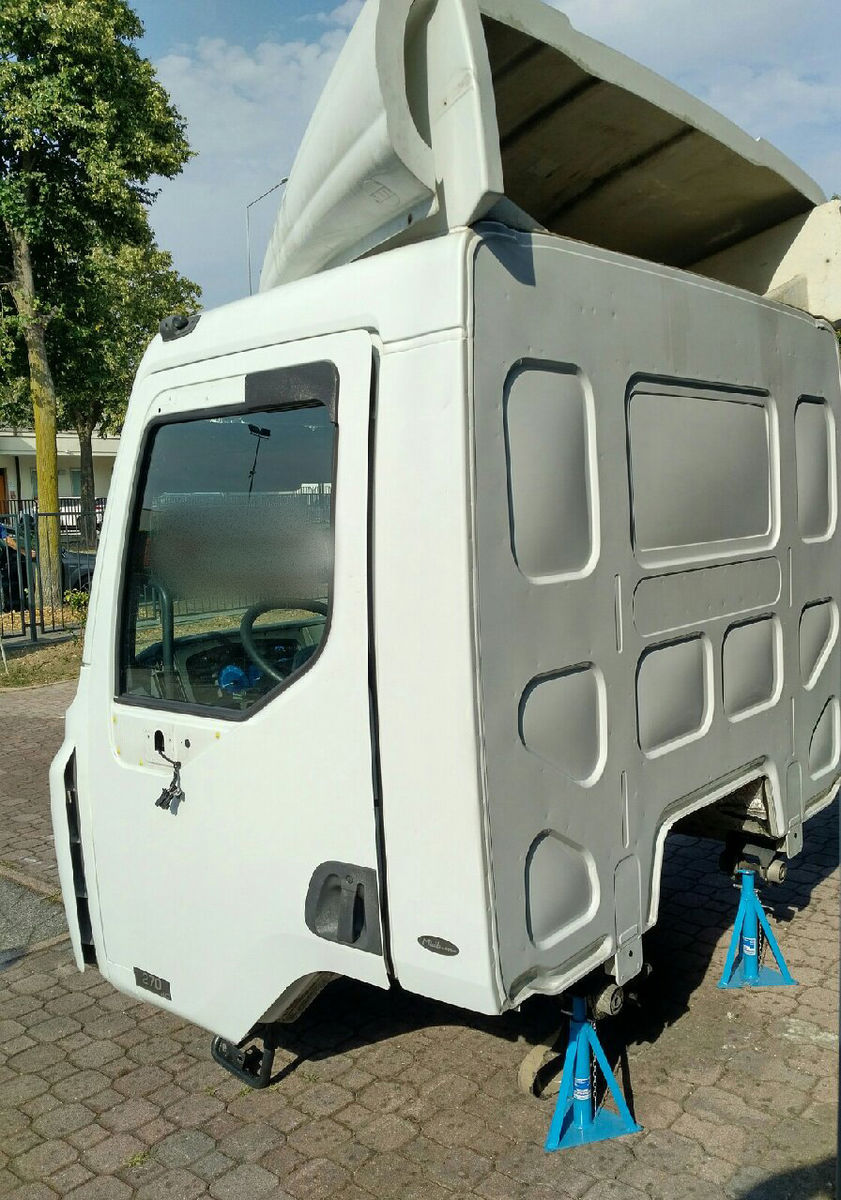 RENAULT MIDLUM E5 4-cylinders DXI5 Fahrerhaus cabin RENAULT Midlum Day cab truck