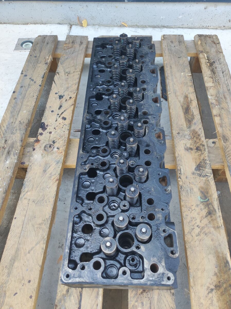 MAN D0836 cylinder head MAN TGM TGL truck